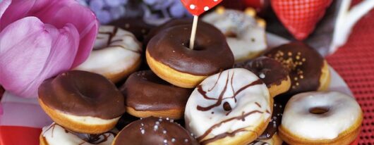 DONUTS: THE PERFECT VALENTINE’S DAY GIFT